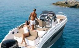 noleggio barca a motore Ranieri NXT 27.5 con patente